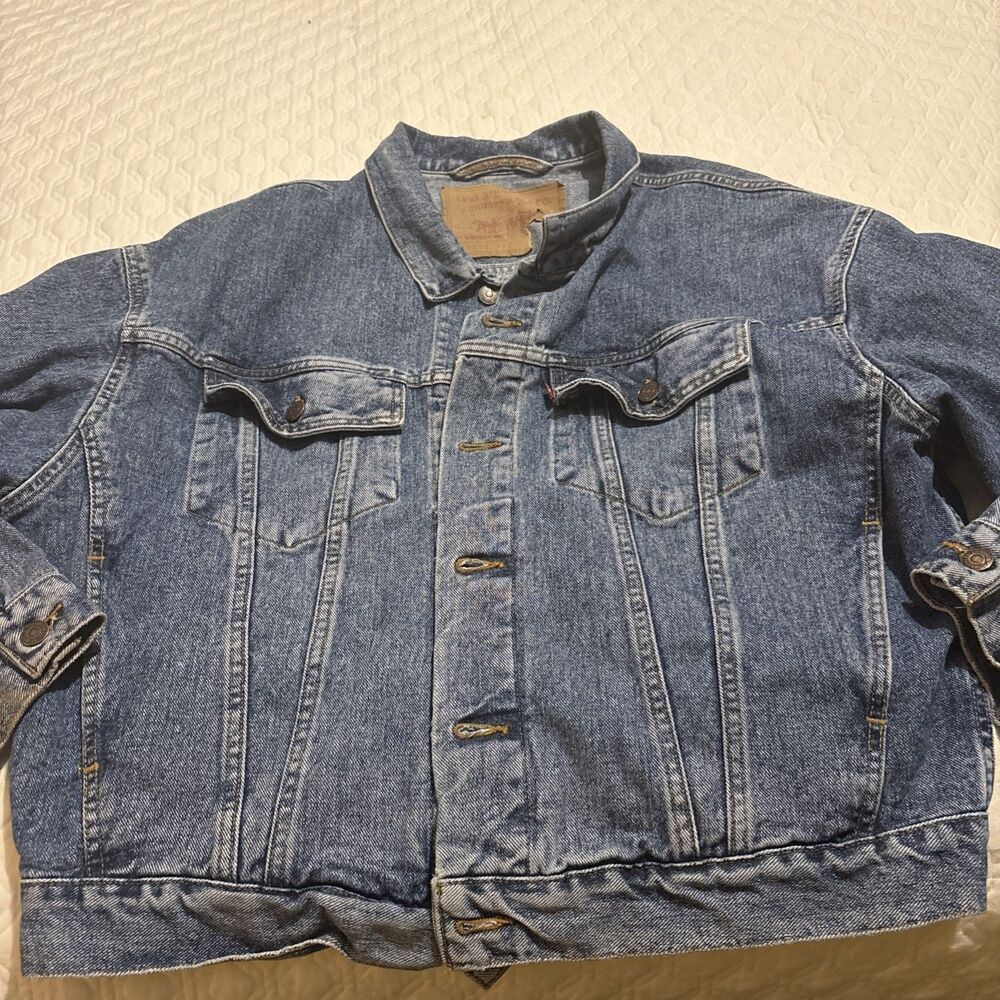 Vintage 80’s-90'S Levi's 70598-4891 Denim Jacket  Size XXL (Men's)